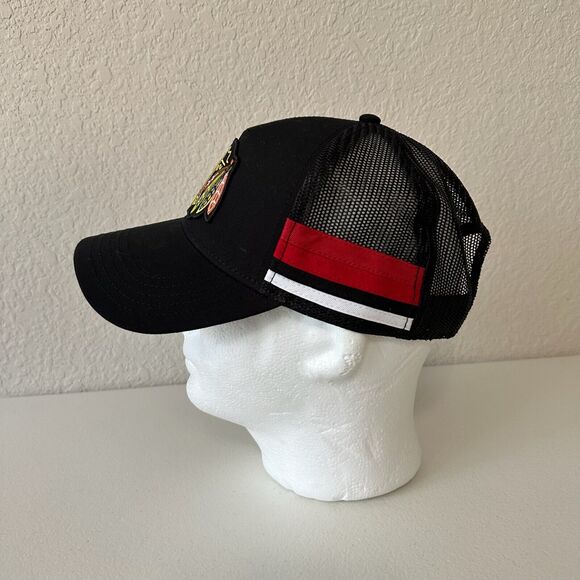 AMERICAN NEEDLE NHL Chicago Blackhawks Adjustable Snapback Hat in Black - Picture 4 of 9